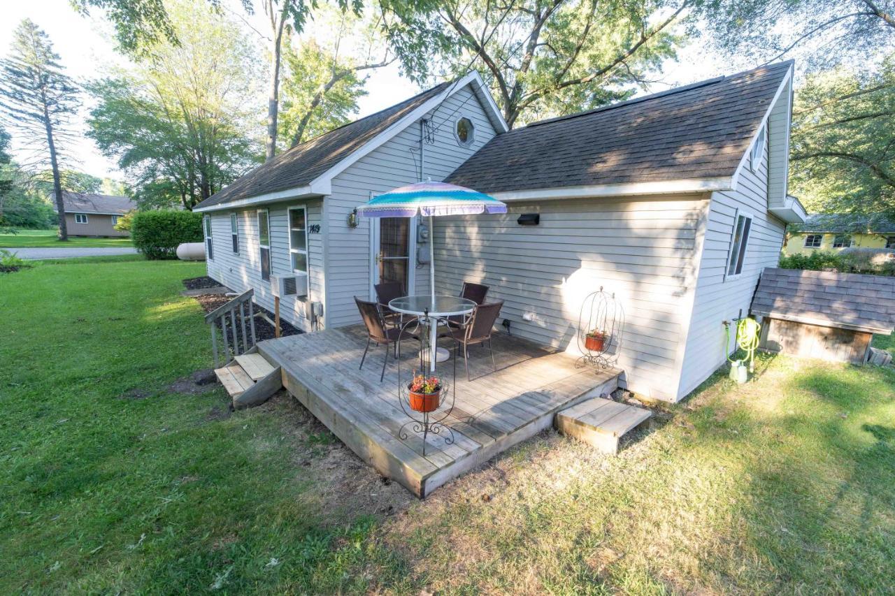 The Charming Glenn Cottage! Walk To Lake Michigan! Fennville Exterior photo